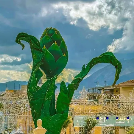 La Casa Sulla Piazza Cerda