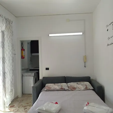 La Casa Sulla Piazza Cerda